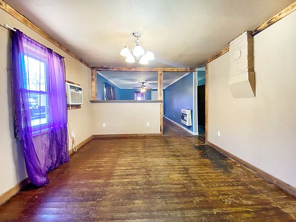 3rd image of 11190 Canary Ln