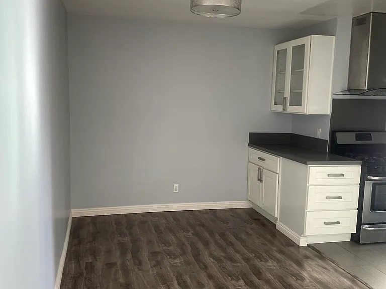 3015 Arizona Ave #203 — Photo 4