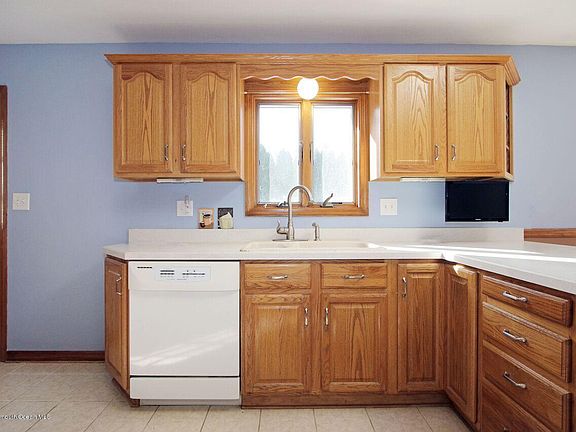 5th image of 310 Park Avenue