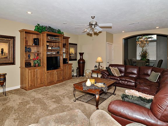 5th image of 1051 W Kanarra Ct