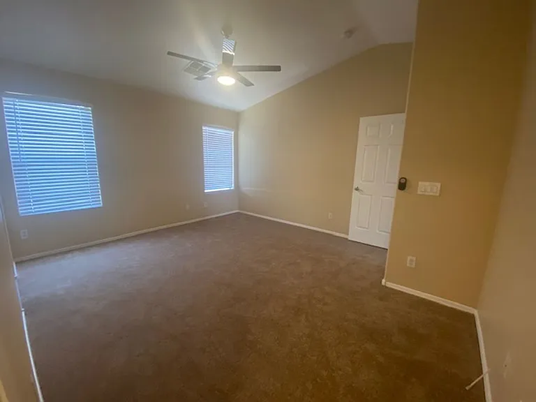 8927 E Crescent Ave — Photo 21