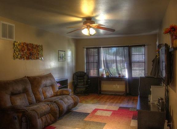 3rd image of 1730 N Andover Ct