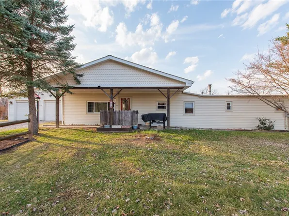 819 Pleasant Hill Rd W, Leechburg, PA 15656