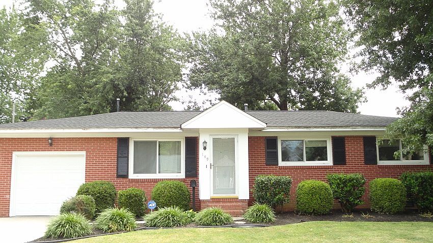 1st image of 149 Melville Dr