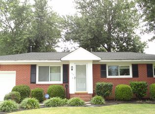149 Melville Dr, Newport News, VA 23602