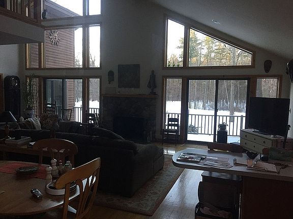 5th image of 7 Stewart Ct