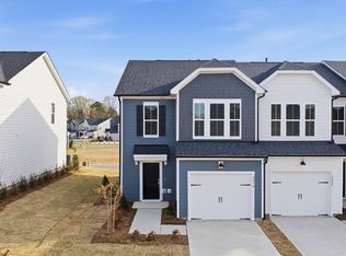 2810 Rodeo Ct, Willow Springs, NC 27592