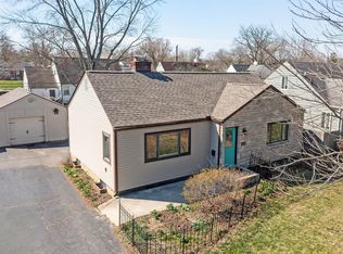 2033 Zollinger Rd, Upper Arlington, OH 43221