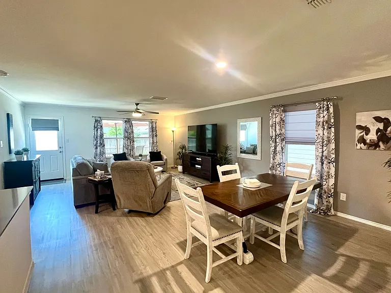 7715 Yeti Park — Photo 14