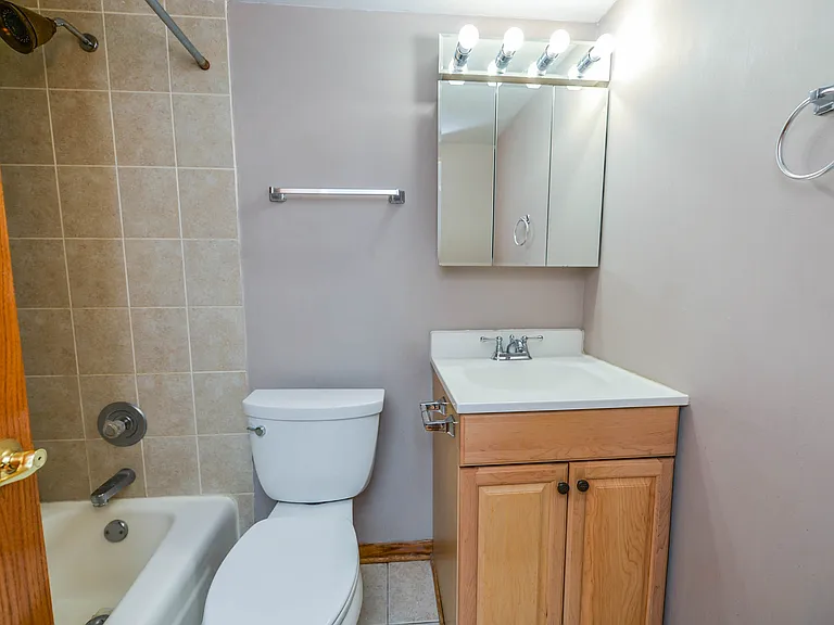 4600 N Cumberland Ave #509 — Photo 9