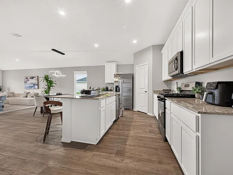 4222 Zeke Estates Ln — Photo 12