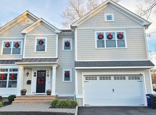 120 N Hillside Ave, Chatham, NJ