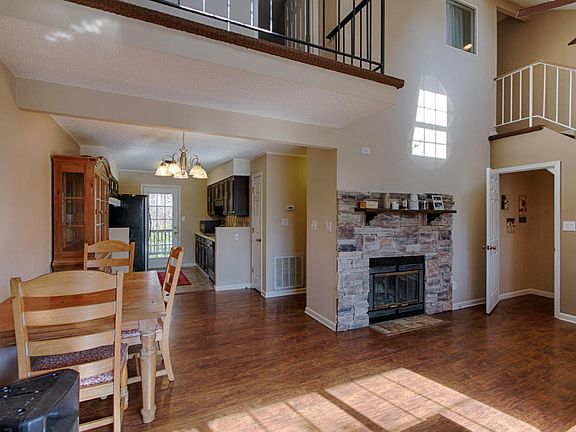3rd image of 804 Olde Pioneer Trl APT 143