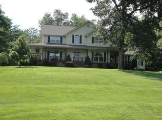 800 Liberty Cemetery Rd, Bronston, KY 42518