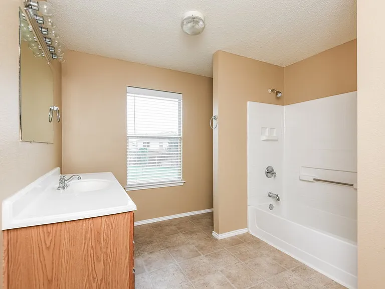 949 Canary Dr — Photo 19
