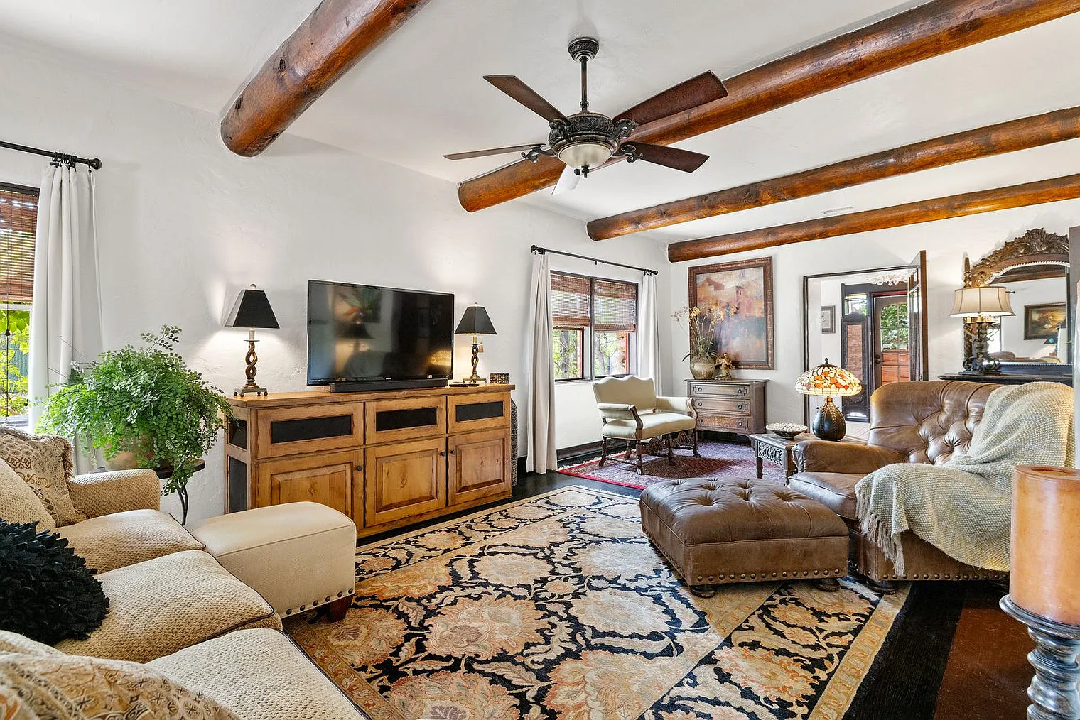 1 bed, 1.0 bath, 1496 sqft, $2,166 — Photo 4