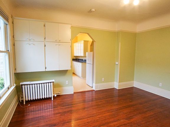 4th image of 831 NW 24th Ave #4
