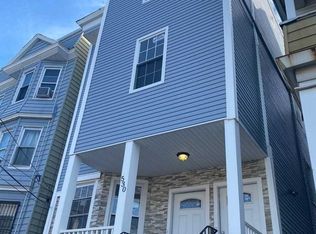 530 Grove St, Irvington, NJ 07111