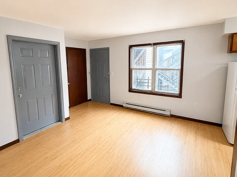352 S 6th St #2AB — Photo 6
