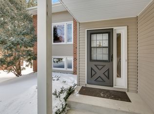 12745 25th Ave N, Plymouth, MN 55441