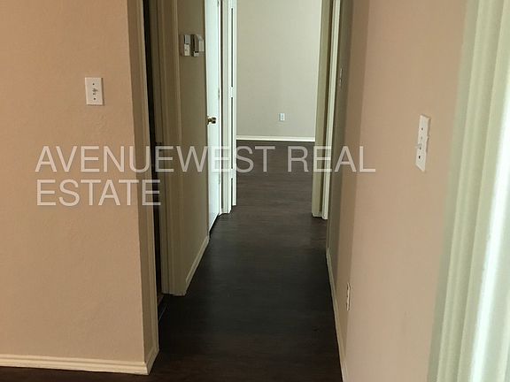 5th image of 228 Faircrest Dr