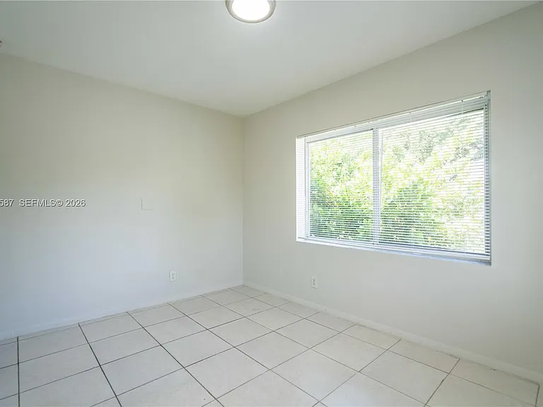 666 NE 80th St #6 — Photo 12