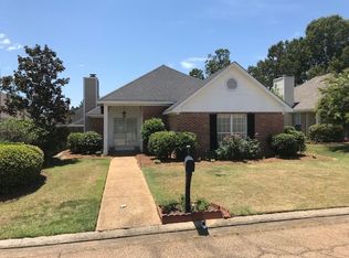 615 Corbett Dr, Pearl, MS 39208