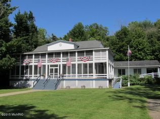 1282 Fabun Rd, Glenn, MI 49416