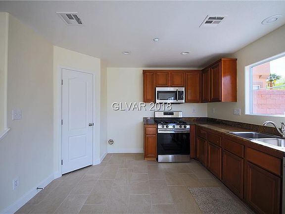 5th image of 1135 Safari Creek Dr