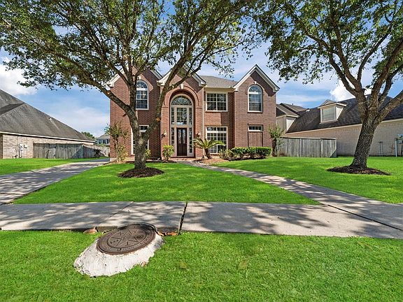 3rd image of 7706 Northwoods Dr