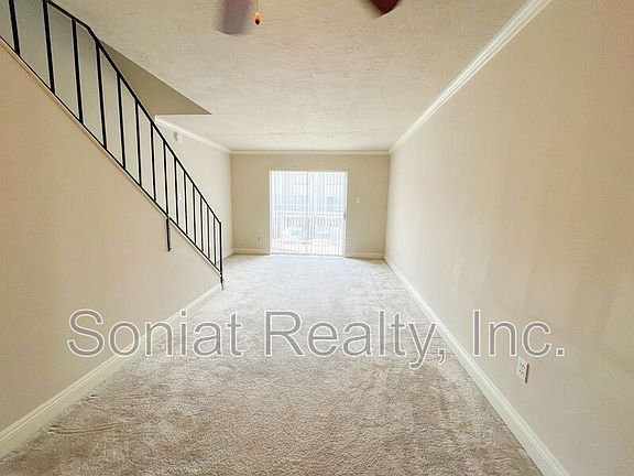 3rd image of 3805 Houma Blvd #B230