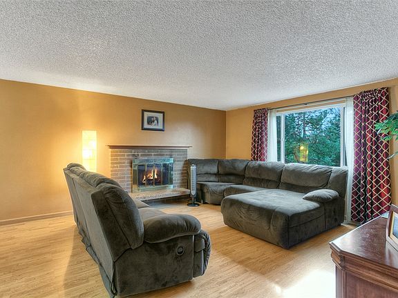 4th image of 22225 50th Avenue Ct E
