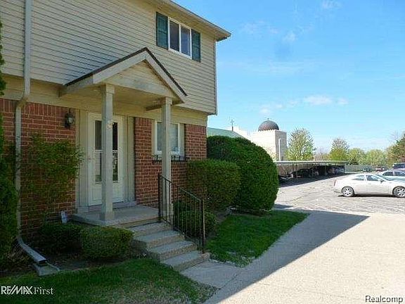 2nd image of 2188 Orchard Crest St