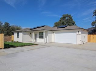 1392 Bonhurst Dr, Redding, CA 96003