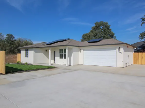 1392 Bonhurst Dr, Redding, CA 96003