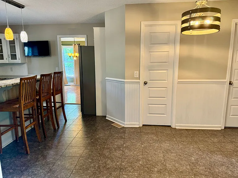 3053 Woodale Cir — Photo 5