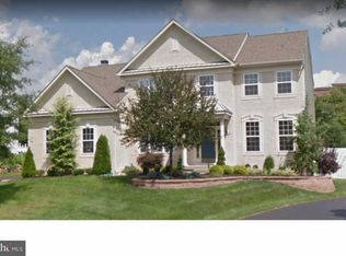 131 Tatham Rd, Bensalem, PA 19020