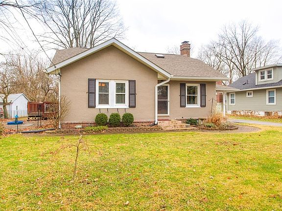 2nd image of 1253 E Morgan Dr