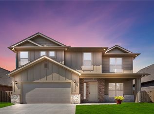 2110 Periwinkle Pl, Centerton, AR 72719