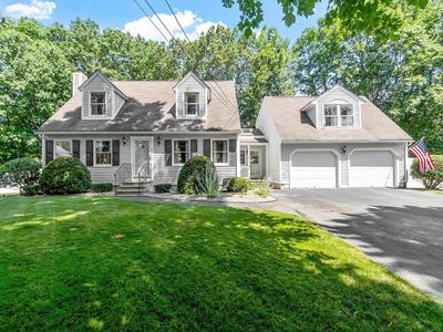 8 Adam Court, Salem, NH, 03079