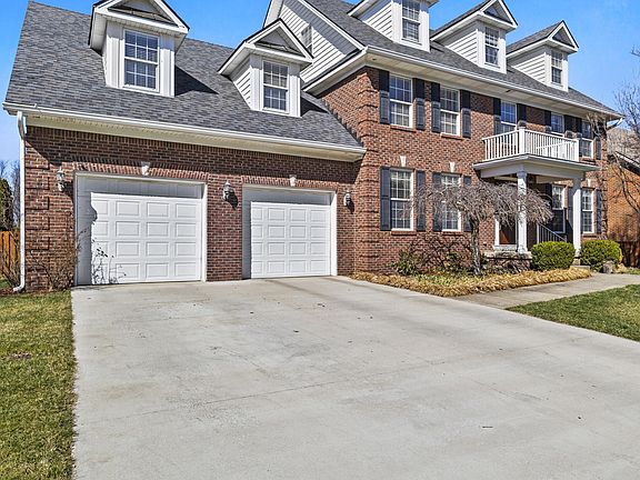 4th image of 2109 Sedalia Ln