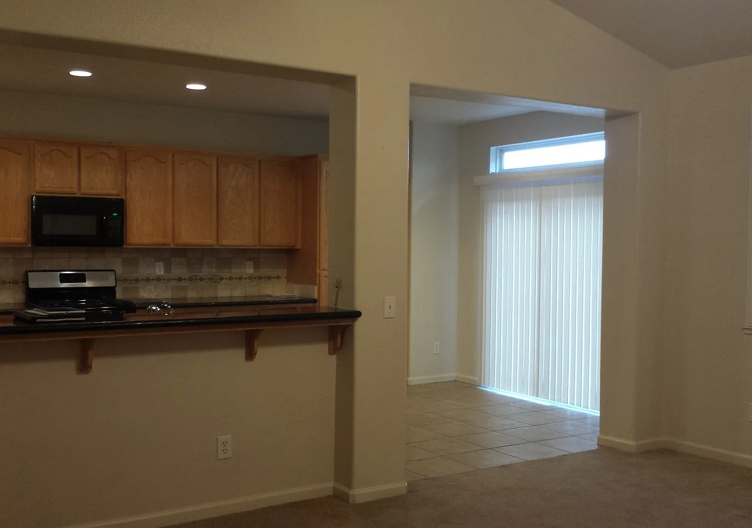 Beautiful single story home in Patterson — Photo 4