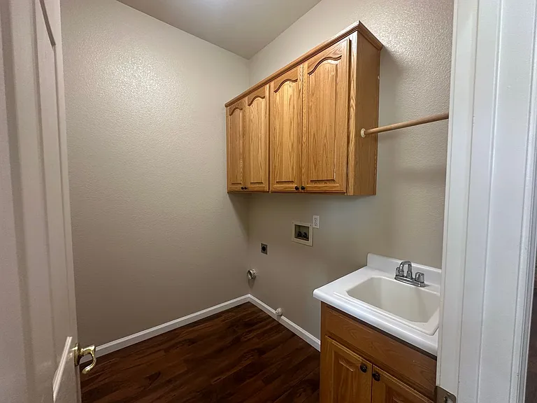 416 Farinelli Pkwy — Photo 21