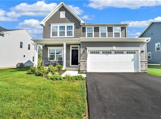 6482 Scenic View Dr, Macungie, PA 18062