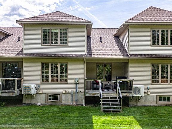 2nd image of 21 Camden Ln