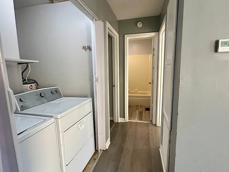 1203 S 7th St — Photo 11