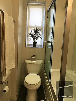 Rented by Highline Residential | media 14