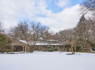 25 Bridlewood Rd, Northbrook, IL 60062