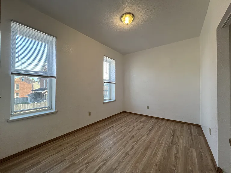 264 E 14th St #1/2 — Photo 5