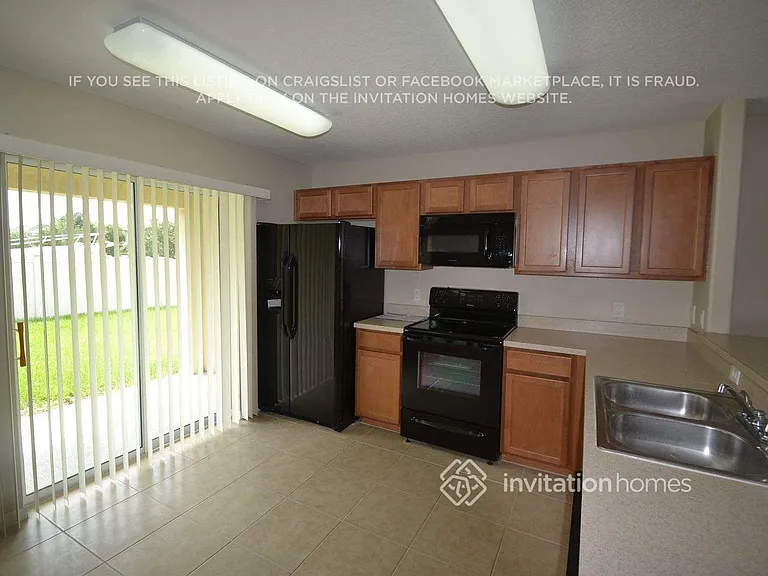 7319 Lumber Port Dr — Photo 3